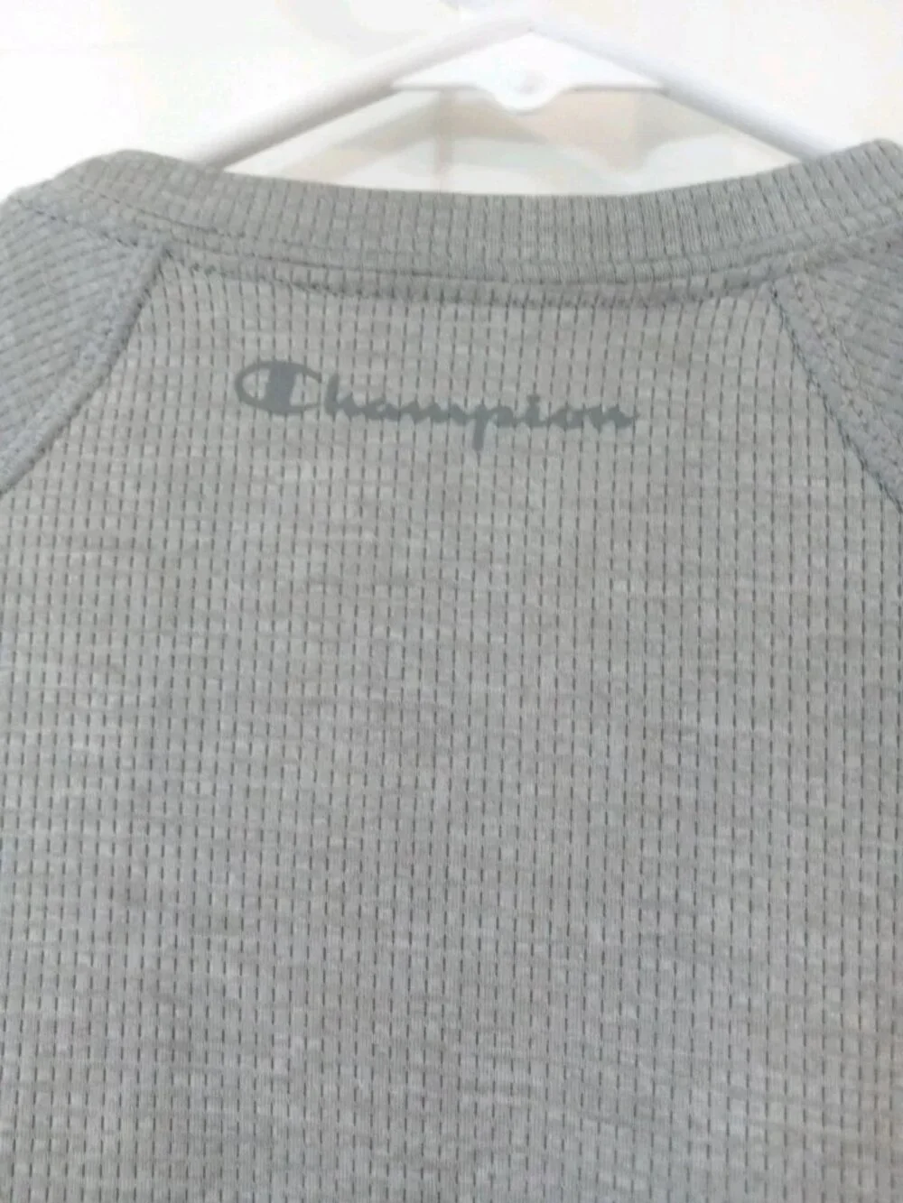 Champion Powertrain Men's Medium Gray Short Sleeve Crew Neck T-Shirt - Picture 7 of 7